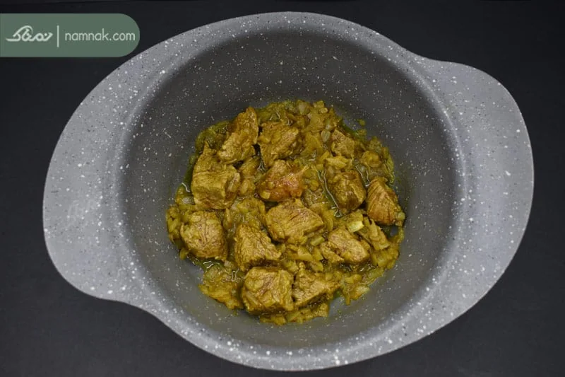 افزودن زردچوبه به خورش