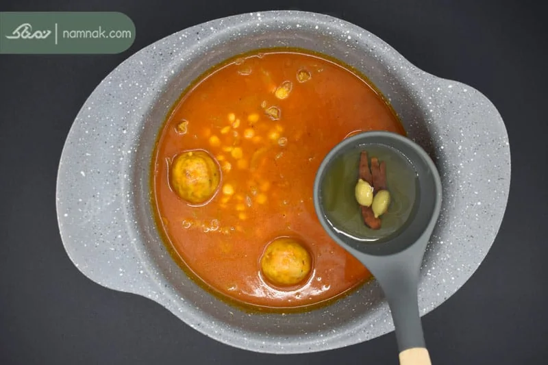 هل و دارچین قیمه
