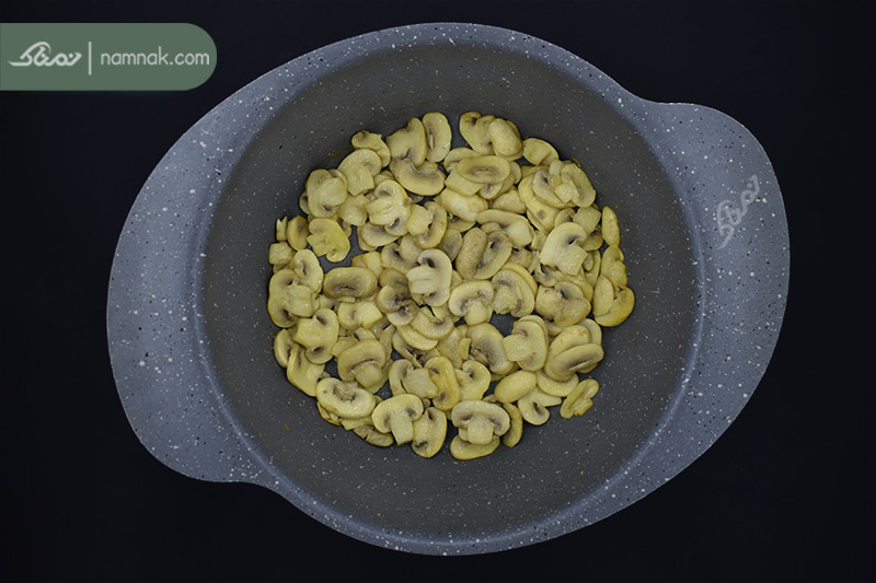 سرخ کردن قارچ