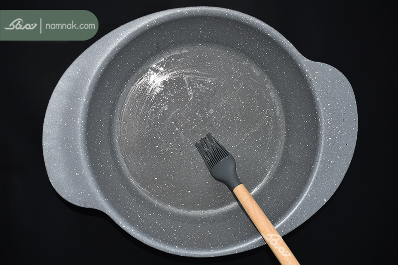 چرب کردن تابه