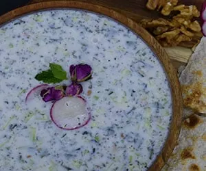 آب دوغ خیار