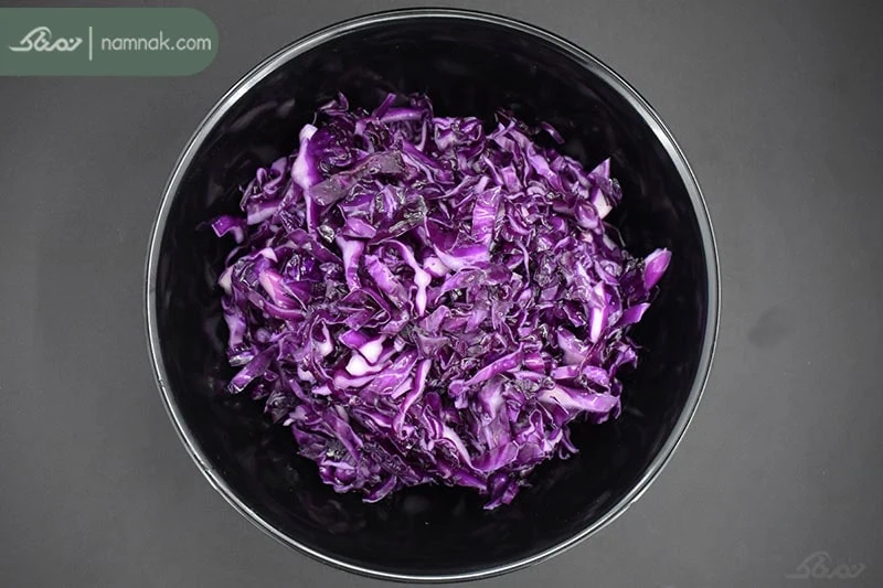 کلم آبدار شده و چنگ زده شده