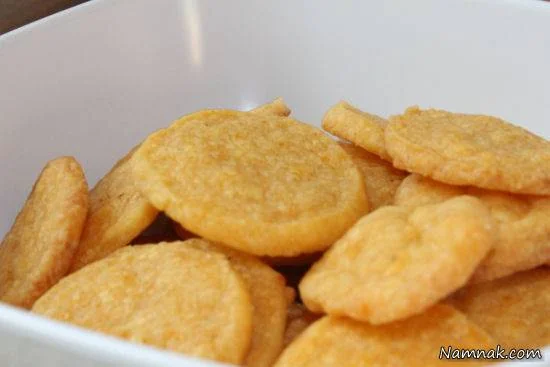 طرز تهیه کراکر پنیر چدار