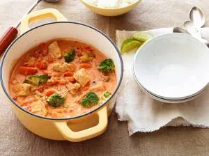 کاری مرغ تایلندی
