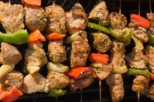 کباب چوبی با فلفل سبز