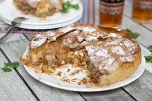 نان میان پر مراکشی چیکن پاستیلا