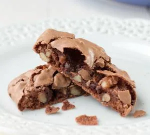 مرنگ موکا و شکلات