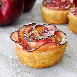 شیرینی رز