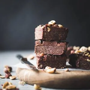 براونی فندقی بدون آرد