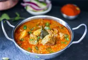 کاری بره با بادنجان هندی