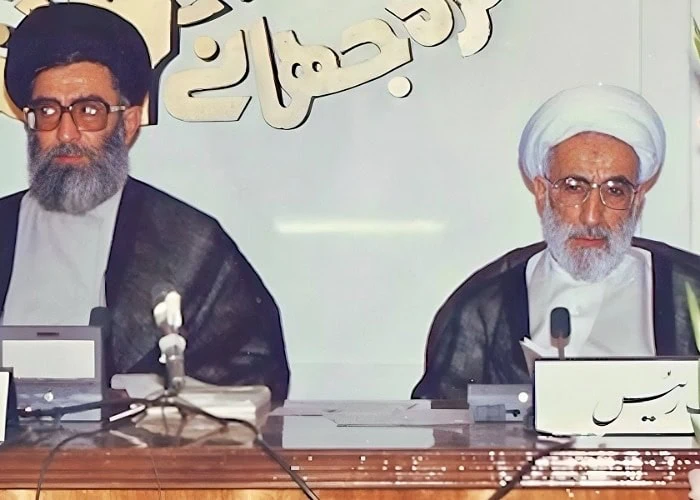 آیت الله احمد جنتی و رهبری