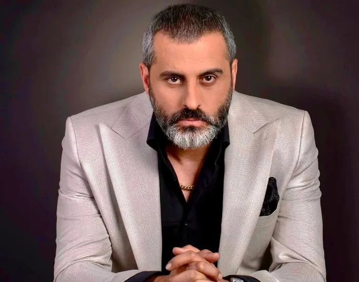 علیرام نورایی