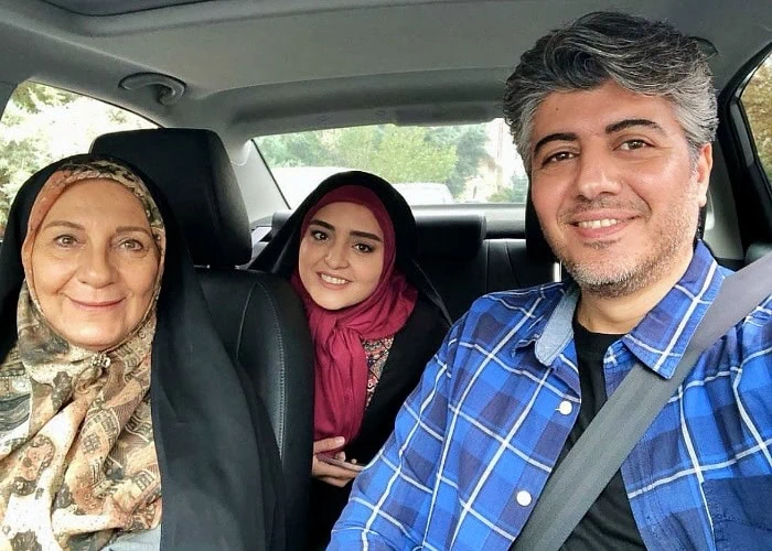 مهتاج نجومی در ستایش