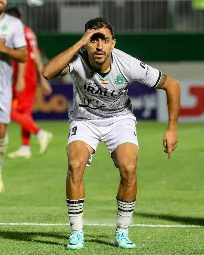 بیوگرافی محمد امین کاظمیان