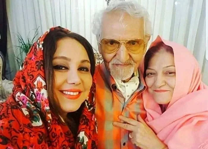 پدر و مادر بهنوش بختیاری