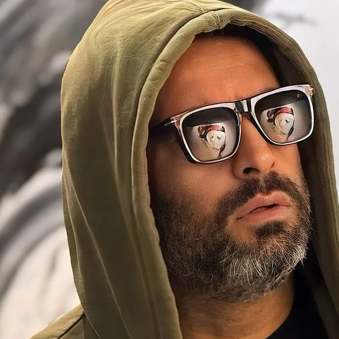 منوچهر هادی