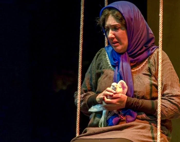پریسا مقتدی در پوتین های عمو بابا