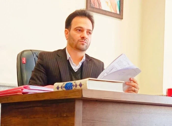 قاضی احسان باقری