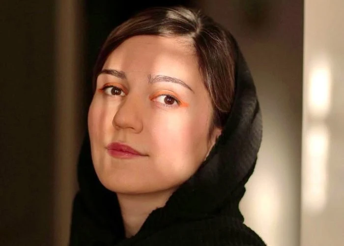 مونا احمدی