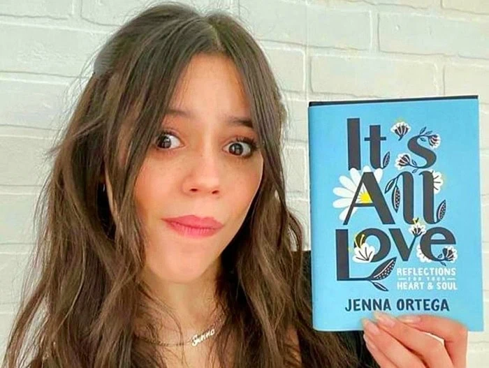 عکس جنا اورتگا قدی