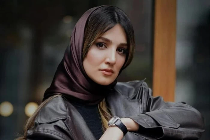 زارا نادری فر