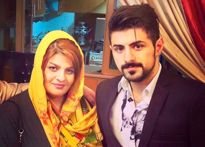نیما عالمیان و مادرش