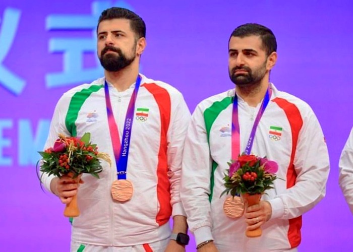نیما عالمیان و برادرش