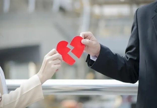 خروج از رابطه سمی: راهکارهایی برای ارزیابی و تصمیم به موقع