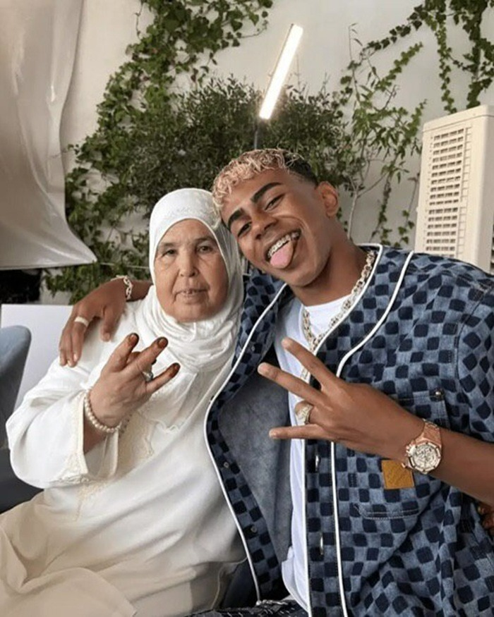 لامینه یامال