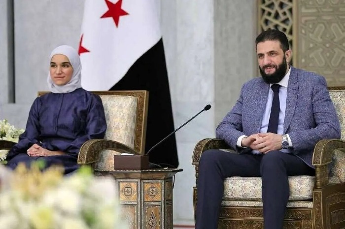 أحمد الشرع و همسرش