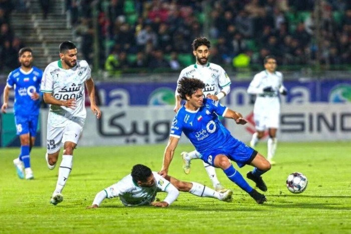 بازی استقلال و ذوب آهن