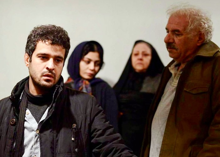 صحرا اسدالهی در فروشنده