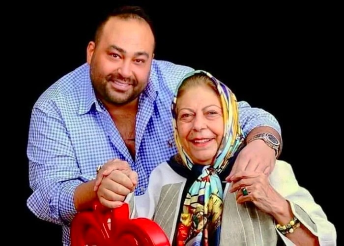 ثریا قاسمی و پسرش