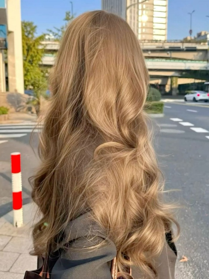 رنگ بالیاژ طلایی
