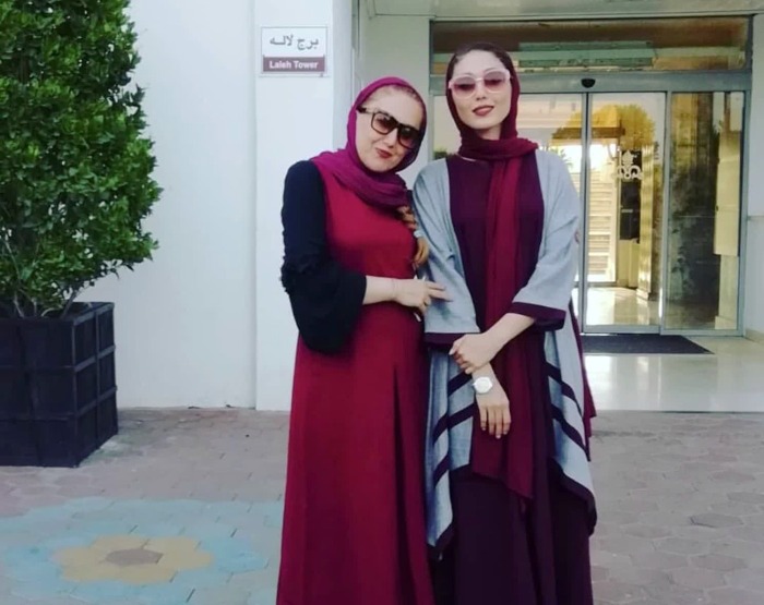 شادی خلیلی و مادرش