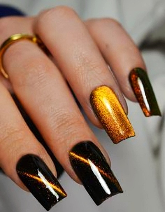 لاک ژل آیس چشم گربه ای