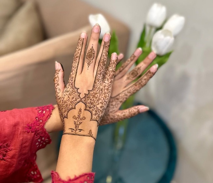 نقش حنای جدید، ساده و ظریف دست واسه دخترهای خاص پسند