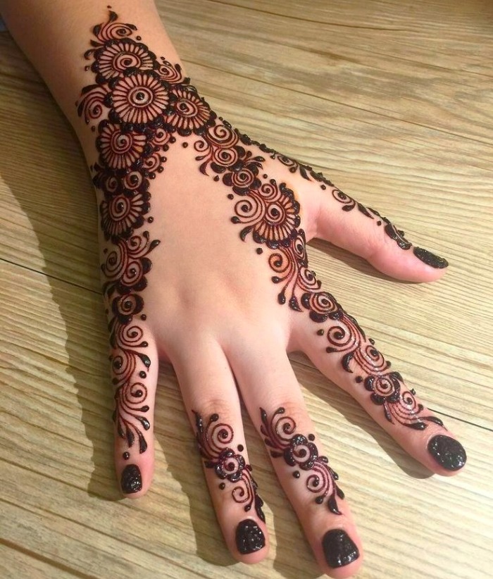 نقش حنا جدید متناسب با فرم دست | چه طرحی برای من شیک تره؟