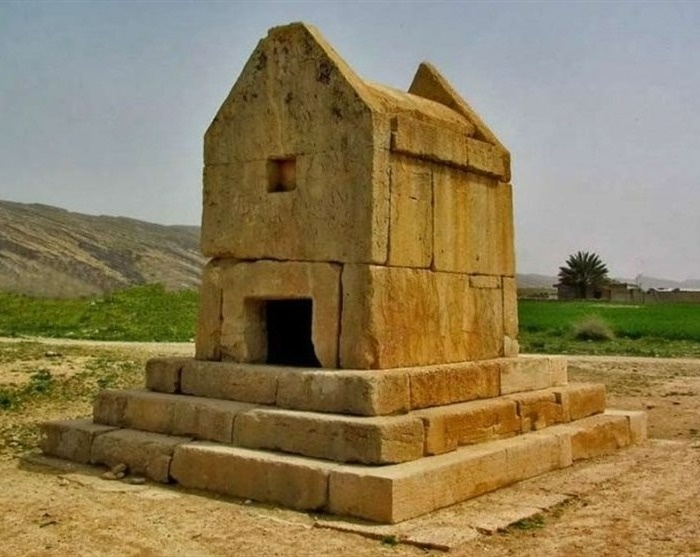 نام‌های آرامگاه کوروش بزرگ