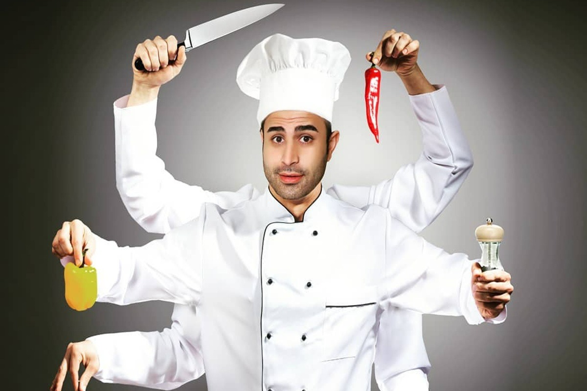 سعید قاسمی مجری