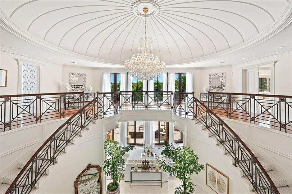 عمارت ۲۴ میلیون دلاری ایوانکا ترامپ در جزیره اختصاصی فلوریدا