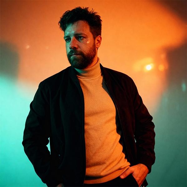 ساخت عکس آتلیه ای با هوش مصنوعی