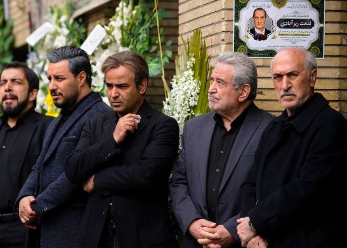 کاظم هژیرآزاد در زخم کاری