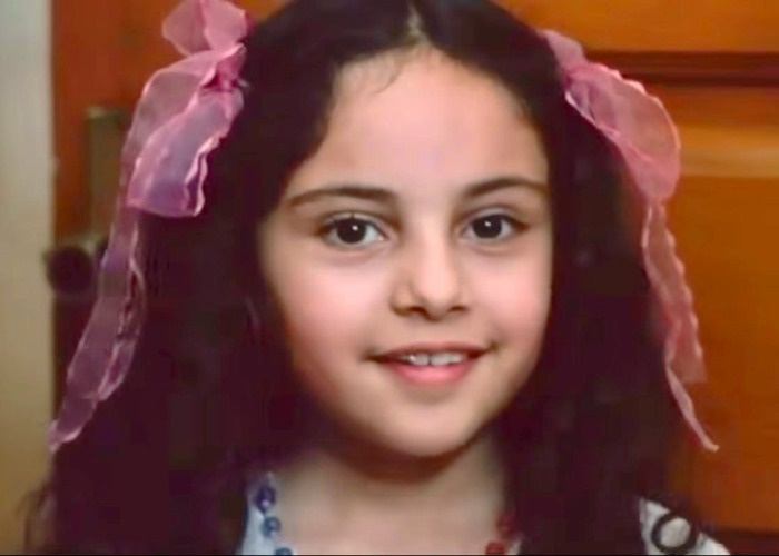 ترلان پروانه در چپ دست