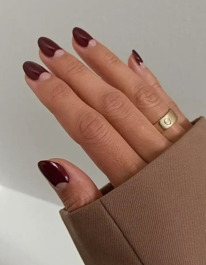 طراحی ساده ناخن لاک ساده