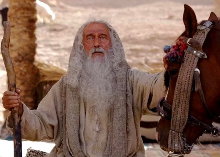 پرویز پورحسینی در رستاخیز