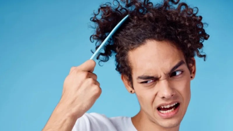 بهترین روتین موی فر + روشهای مراقبت از موی فر