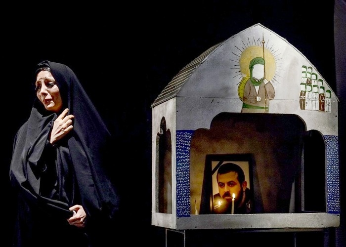 هومن سیدی در تئاتر