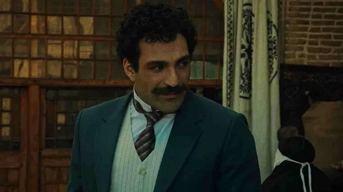 اصلان سریال بامداد خمار