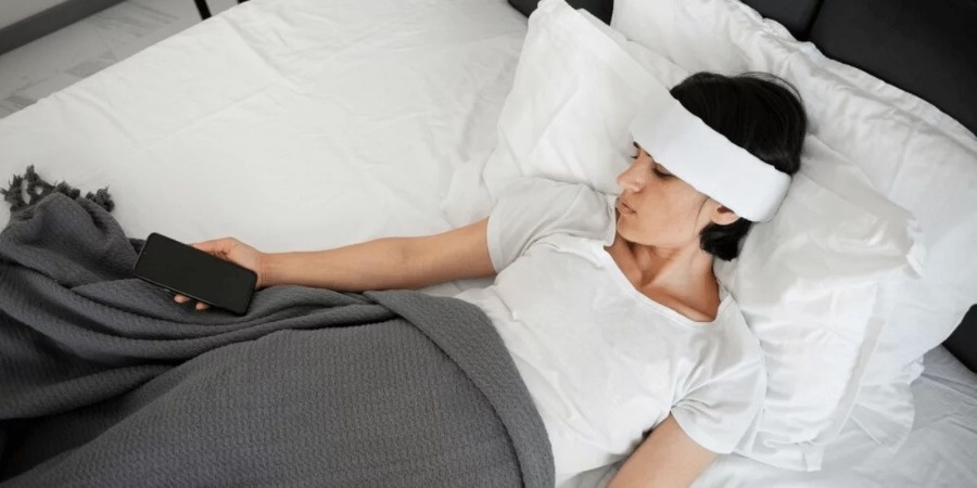 بعد کاشت ابرو چطور بخوابیم